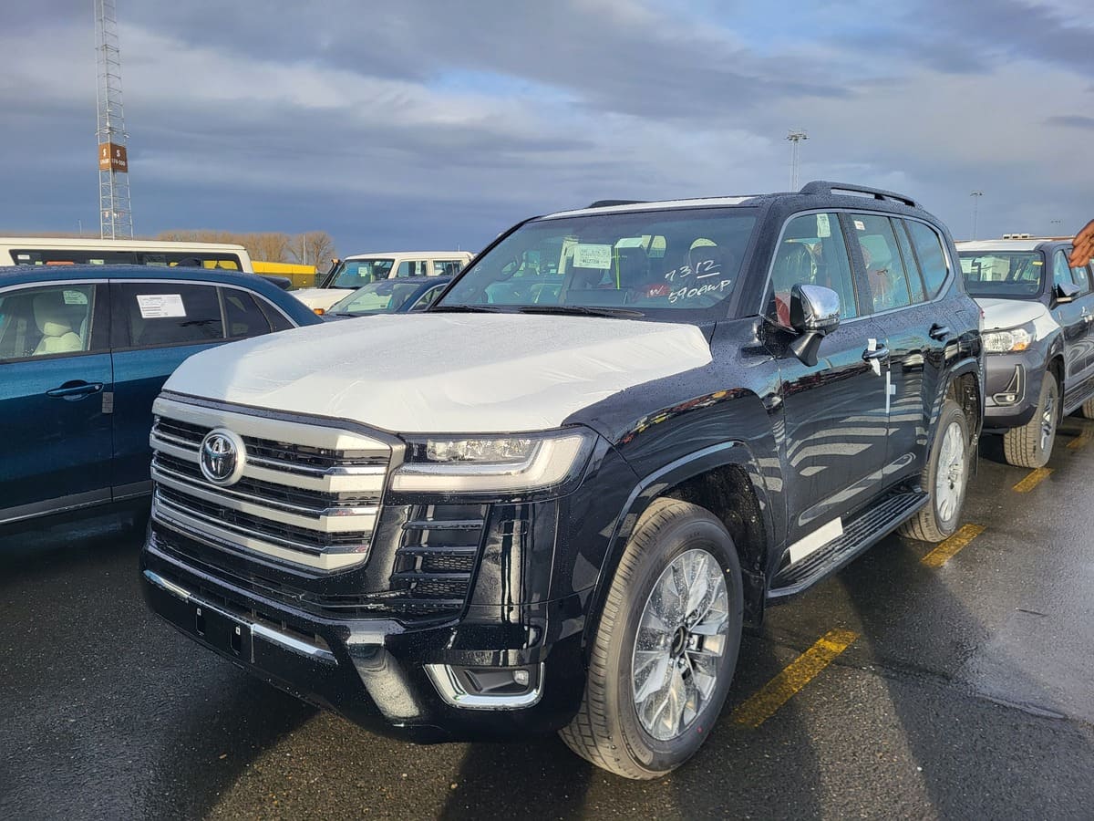 Toyota Land Cruiser 300 VXR V6 3.3L Diesel automatique 7 places 2026