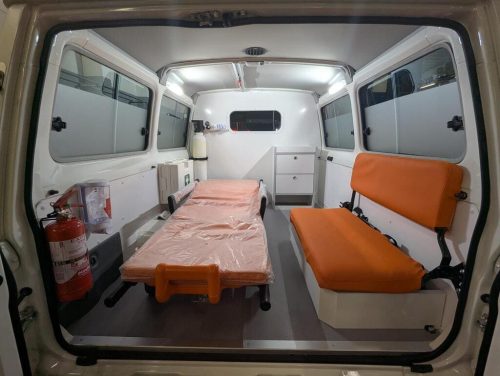 Ambulance-Toyota-Land-Cruiser-HZJ78-BJ-Afrique-5