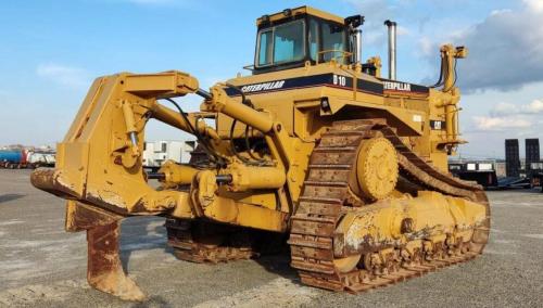 Caterpillar-Cat-D10L-bulldozer 1
