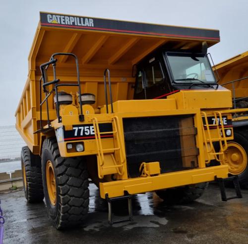 Dumper-Caterpillar-775E 5