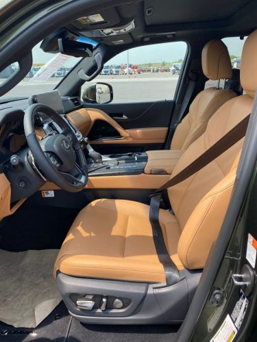 Lexus-LX600-700h-3.5L-Luxury-2025-15