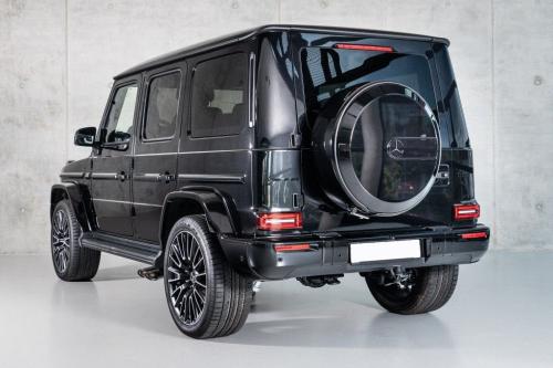 Mercedes-Benz-G-63-AMG-5