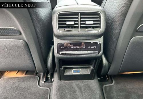 Mercedes-Benz-GLS-450-2025-14