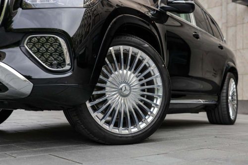 Mercedes-Benz-GLS-600-Maybach-13