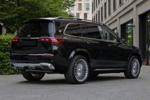 Mercedes-Benz-GLS-600-Maybach-4