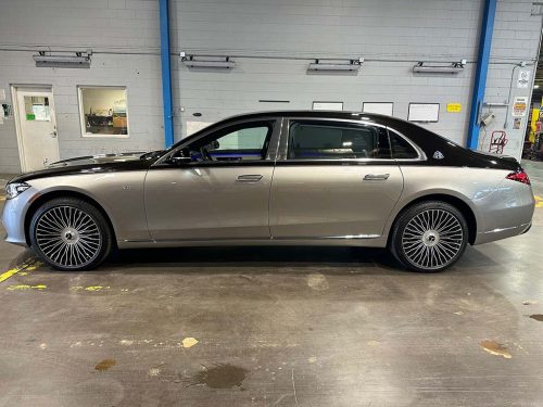Mercedes-Maybach-S680-2025-8
