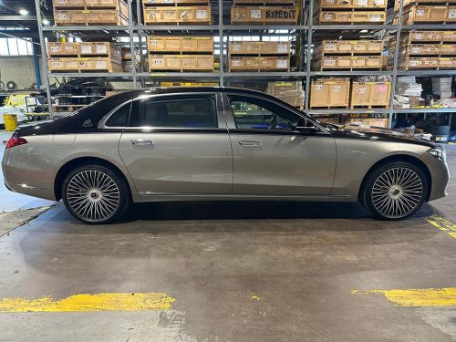 Mercedes-Maybach-S680-2025-9