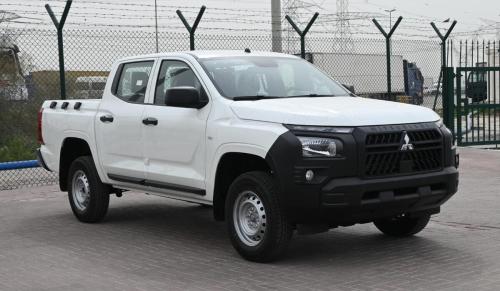 Mitsubishi-L200-DC-GL-2.4l-Diesel-base-1