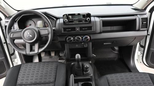 Mitsubishi-L200-DC-GL-2.4l-Diesel-base-6