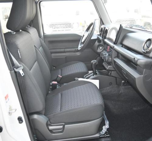 Suzuki-JIMNY-1.5-AT-GLX-4x4-2025-5