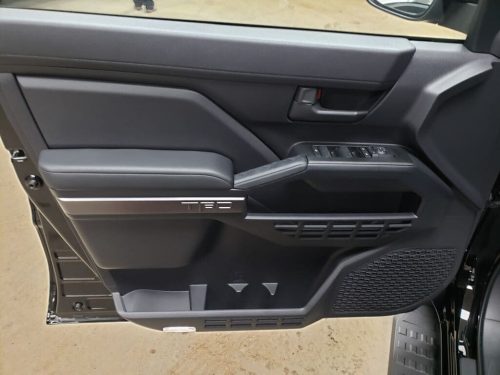 Toyota-4Runner-TRD-Sport-2025-10