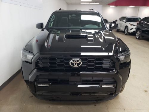 Toyota-4Runner-TRD-Sport-2025-2