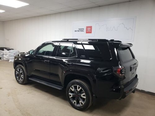 Toyota-4Runner-TRD-Sport-2025-4