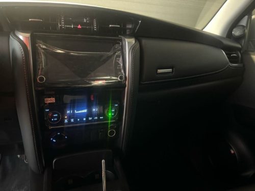 Toyota-Fortuner-2.4L-Diesel-Comfort-Automatique-4x4-2025-7
