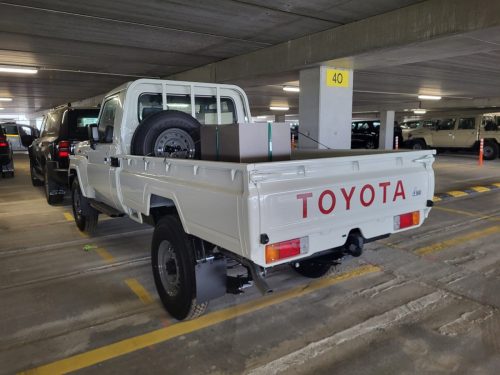 Toyota-HZJ79-4.2L-Diesel-Simple-Cabine-3