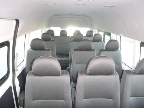 Toyota-HiAce-Toit-Haut-8