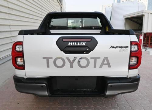 Toyota-Hilux-2.8-L-Turbo-Diesel-Automatique-Adventure-4x4-2024-4