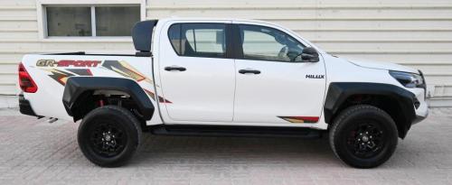 Toyota-Hilux-2.8L-Turbo-Diesel-Automatique-GR-Sport-4x4-2024-3