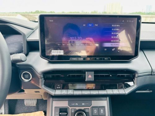 Toyota-Hilux-Travo-2.8L-Double-Cabine-4x4-Off-Road-10