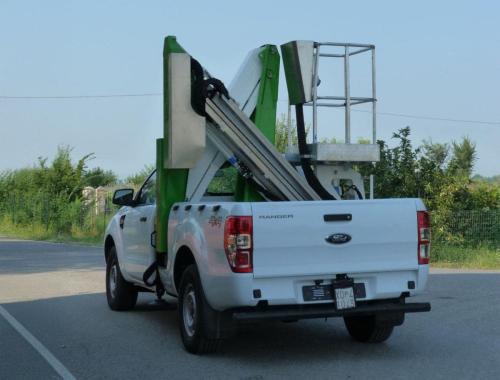 pick-up-aerial-platform-nacelle-elevatrice-3